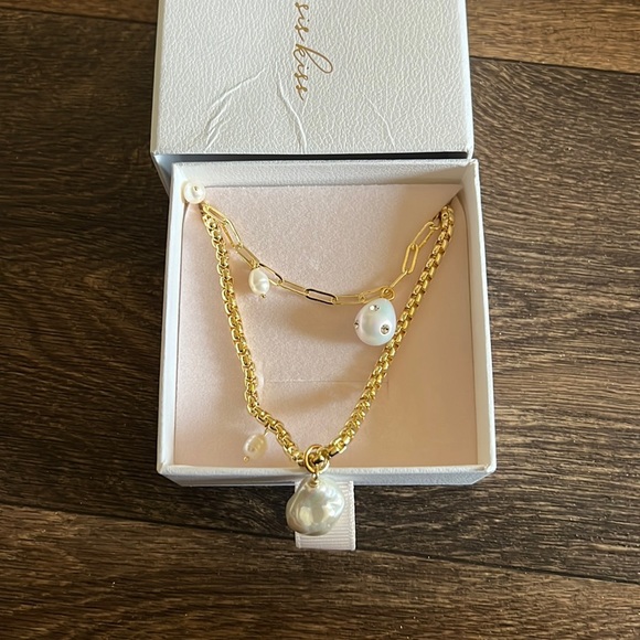 Layered Pearl Necklace - Picture 1 of 2